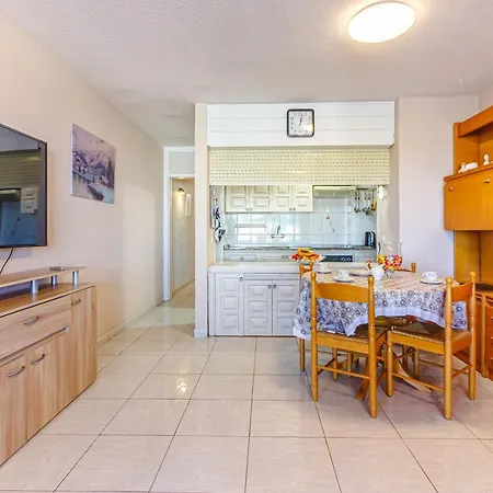 Apartment Jacaranda Las Americas *